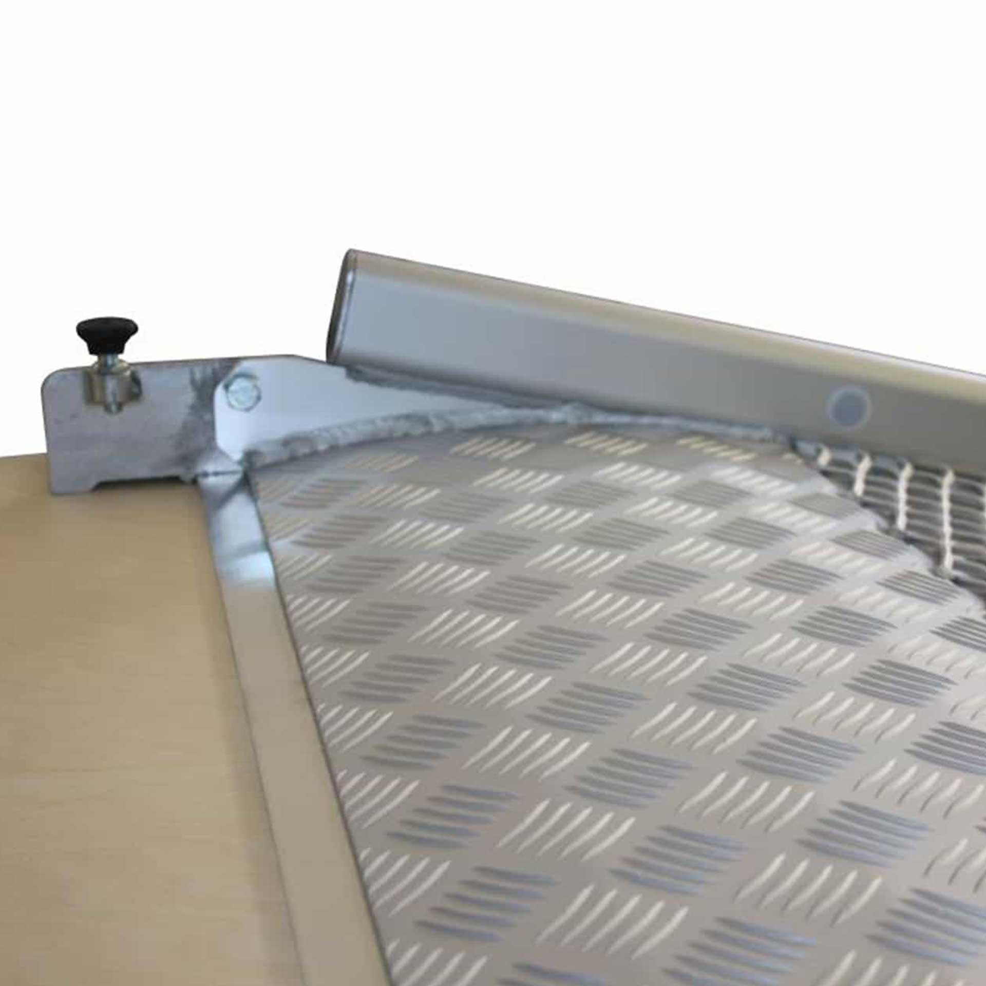 Rollstuhlrampe fue Van, Kleinbusse, Schwenkbar, Dauereinsatz im Rollstuhltransport. Festmontierte Ramp Serie EASY