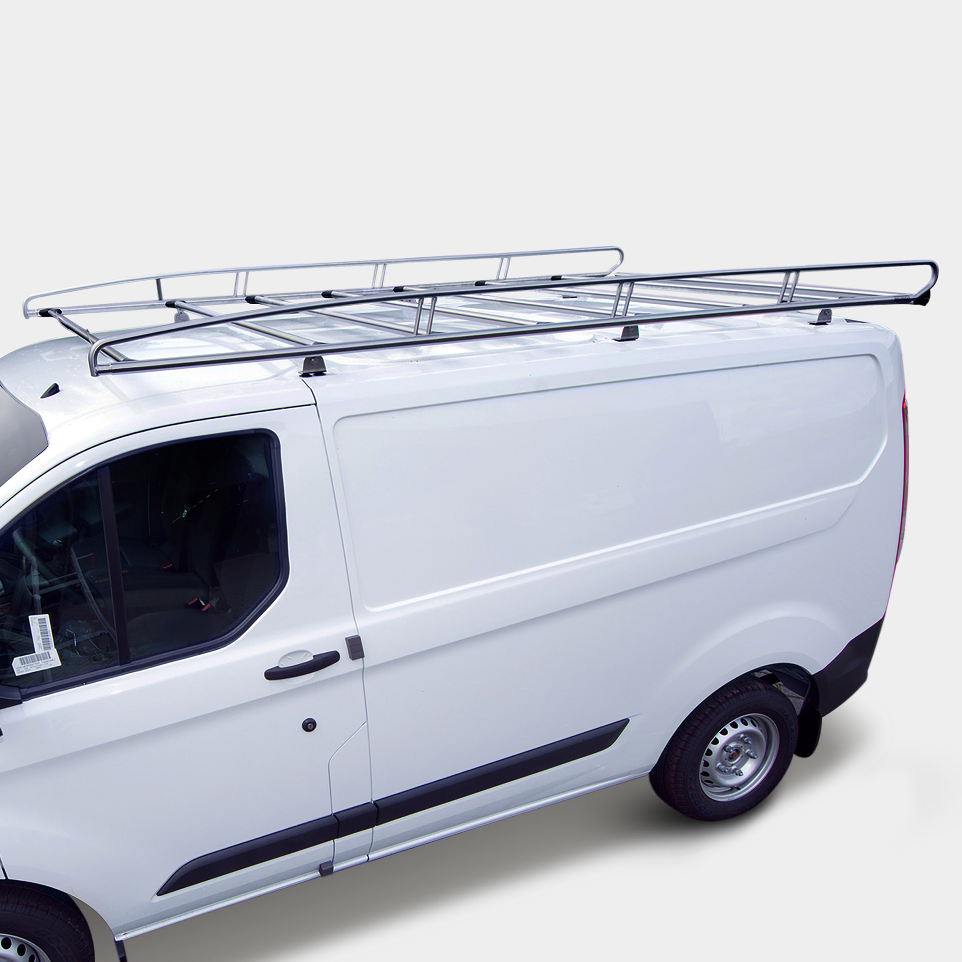 Dachgepäckträger aus Edelstahl für Transporter kombiniert einen edlen Look mit strapazierfähigem Material. Der vordere Träger des Dachgepäckträgers ist mit einer Anti-Wind-Lärmschutzfolie umwickelt.