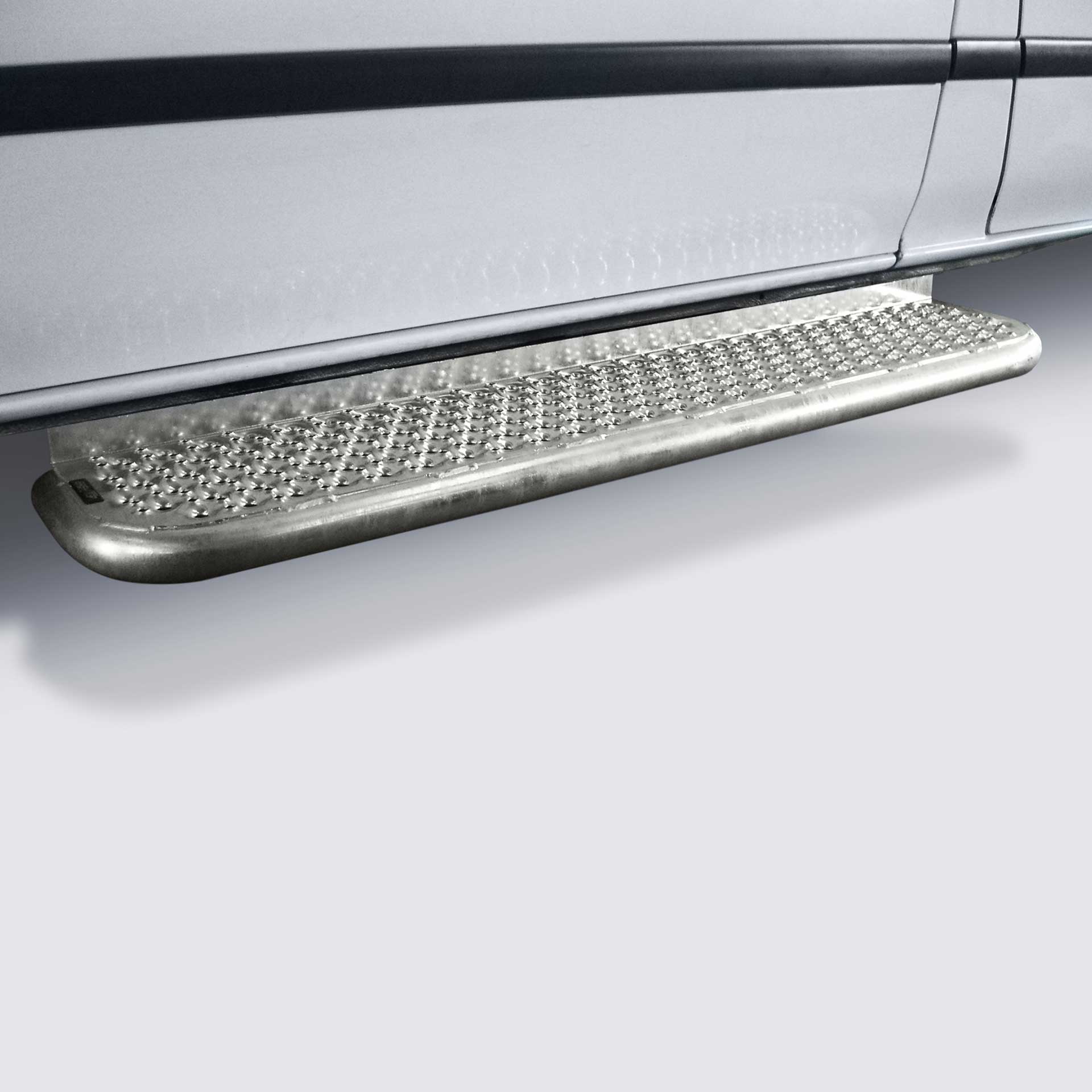 Seitliche Trittstufe für Van, Transporter. Serie ST starre Trittstufe für Mercedes, Ford, MAN, Nissan, Fiat, Citroen, Opel, Peugeot, Hyundai, Iveco, Renault, Toyota von AlphaDynamik, schnelle Montage